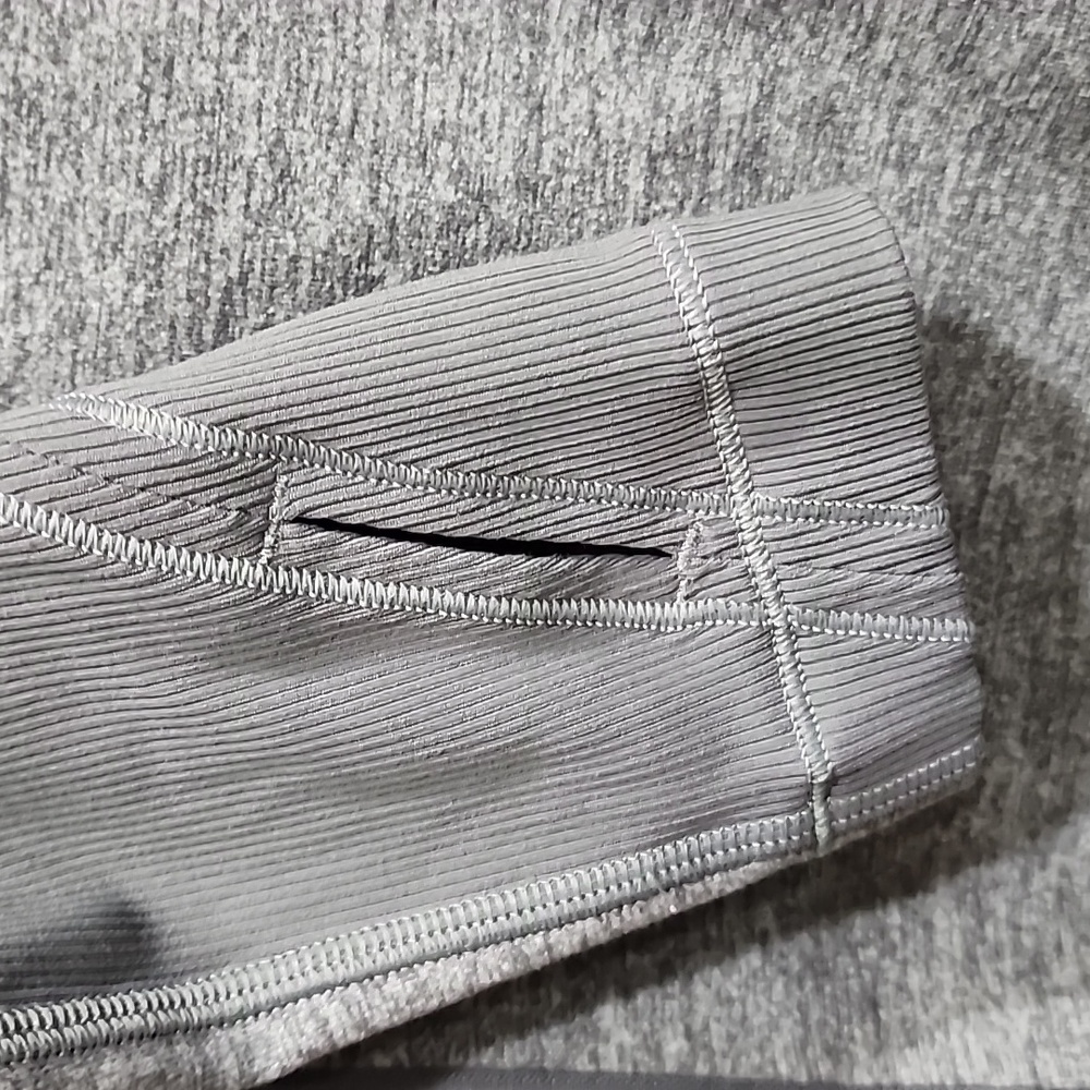 LULULEMON Bhakti Women's Yoga Size Zip, Sz 10 - Picture 2 of 7